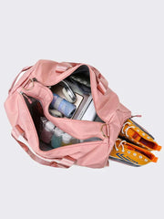 Weekend travel duffel bag with dry shoe compartment and wet separation